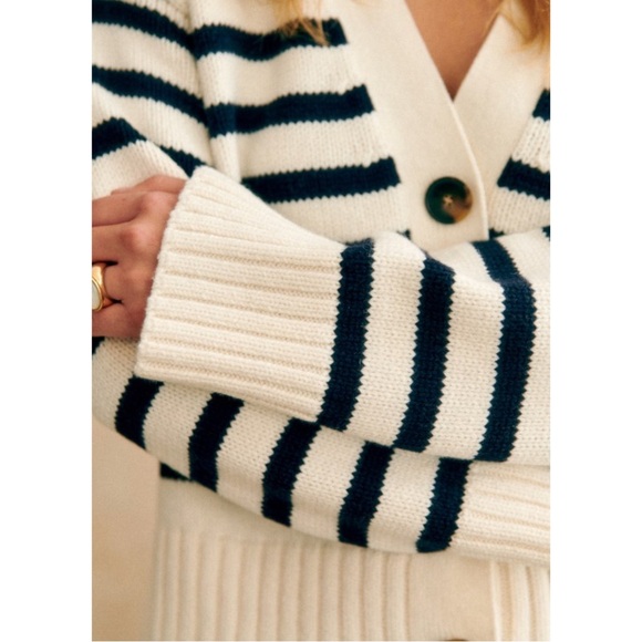 SEZANE BLOGGER Classic Navy Ecru Striped Wilson Cardigan Preppy Knit Sweater XXS - Picture 6 of 17